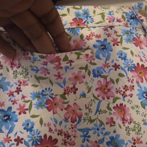 Vintage Floral 90's High Rise Jean Shorts, Size: 30 - Picture 4 of 12